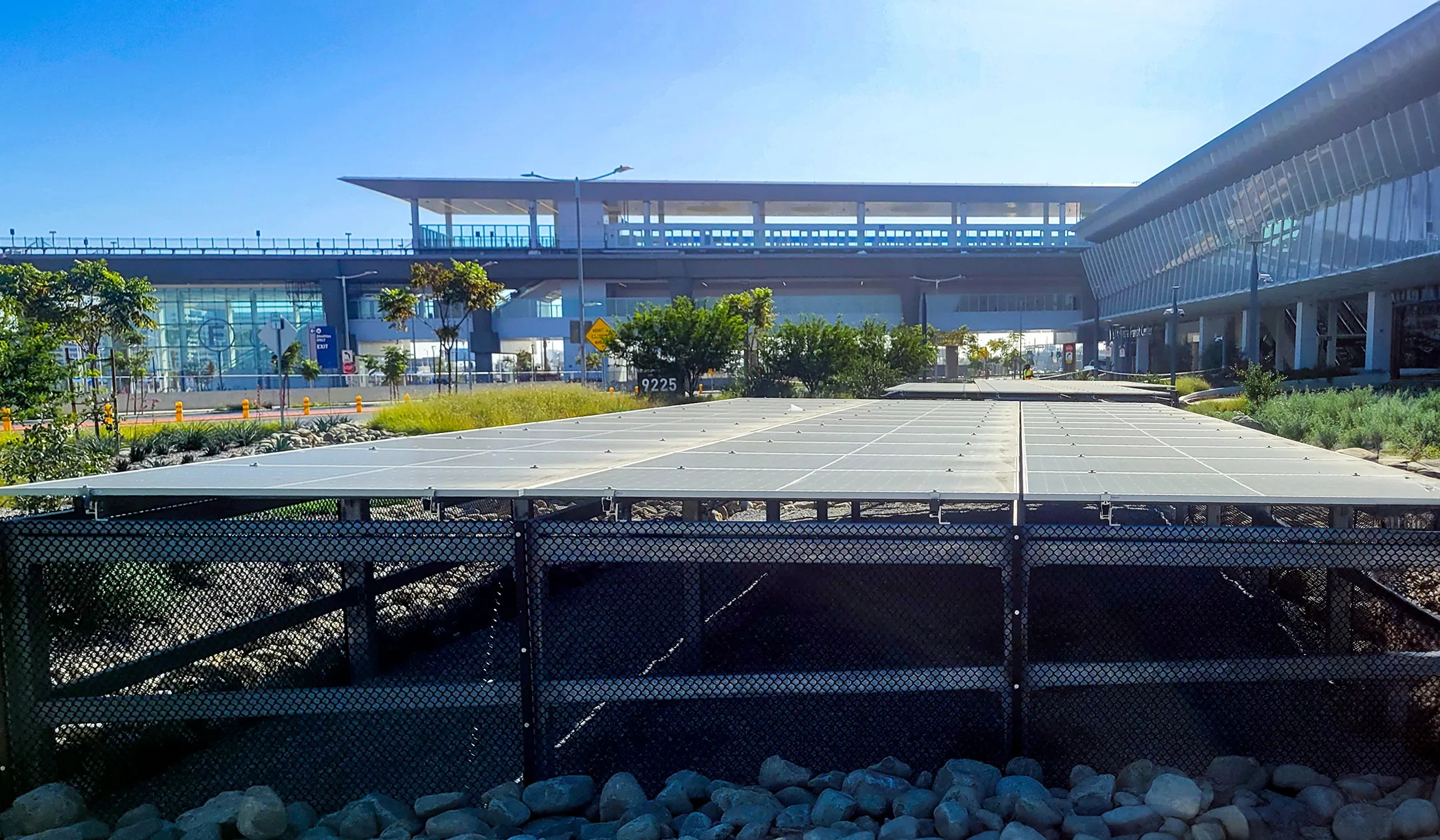 LAX Automated People Mover